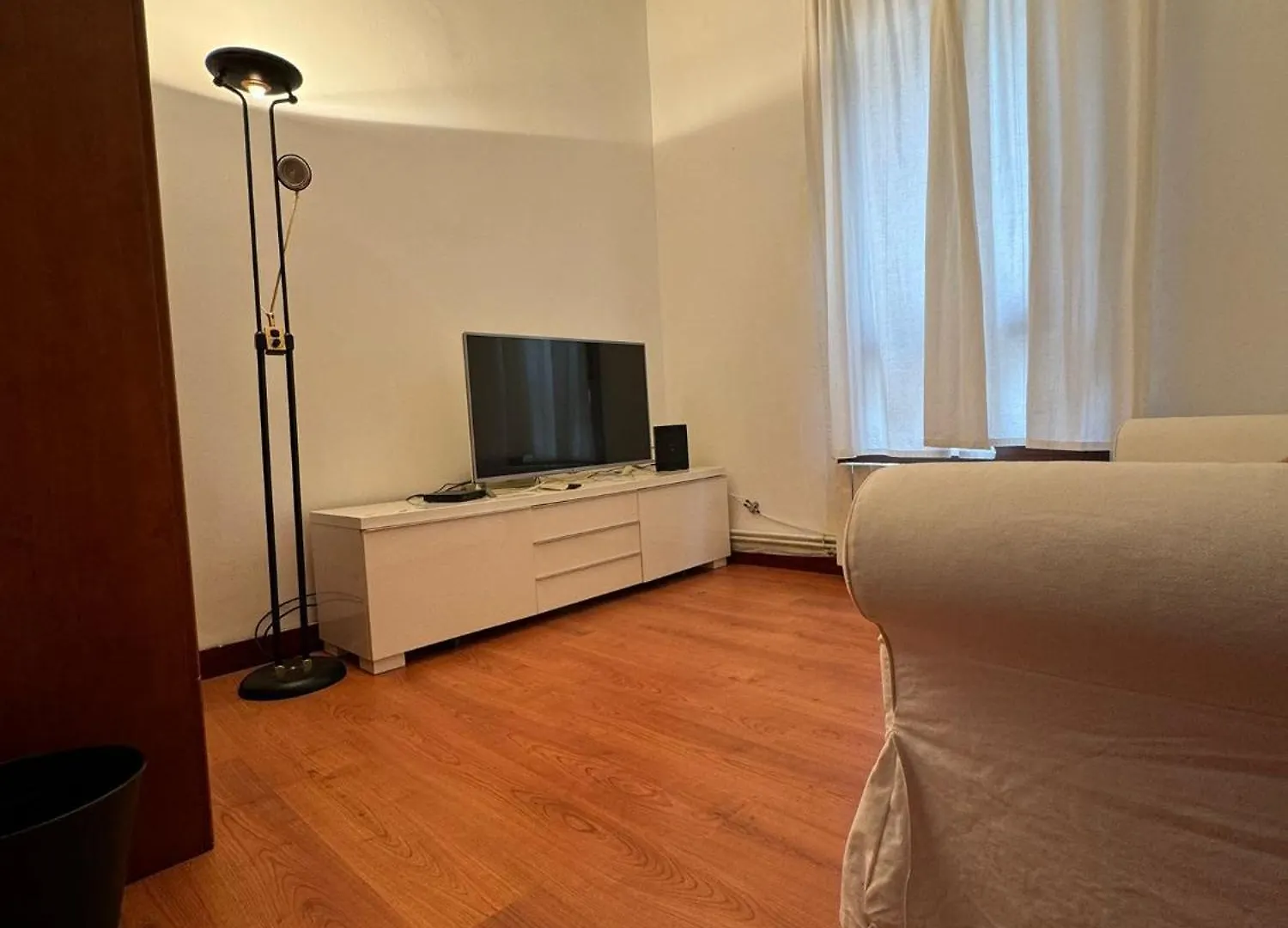 Apartamento De 2 Habitaciones En Bilbao 0*,  Spain